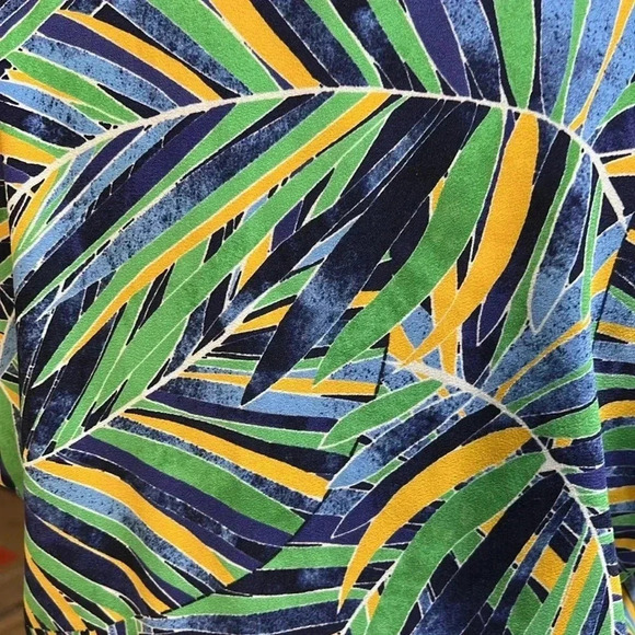 Halogen Tropical Jungle Cap Sleeve V-Neck Faux Wrap Blue Green Dress Size S - Picture 4 of 6